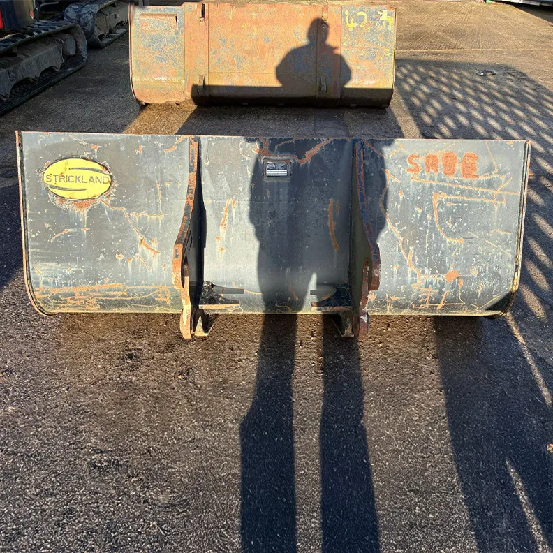 4m-6m Bucket Attachment JCB